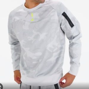 Nike Air Max Camo Crew Sweatshirt Men’s size Small